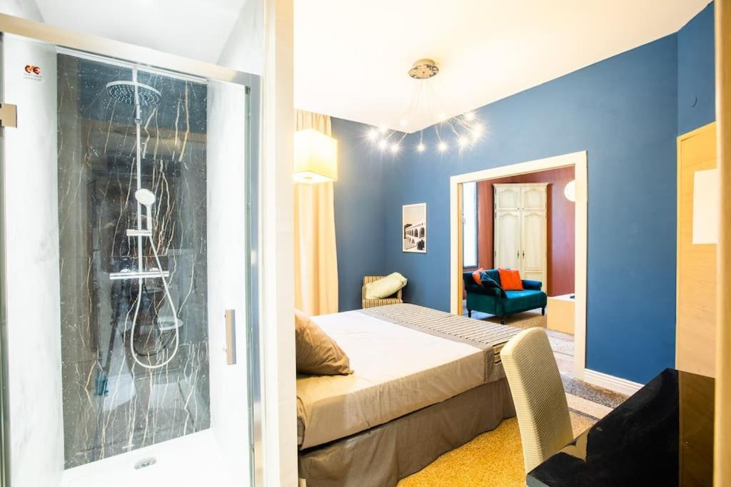 La Suite 2 Pieces Lit Queen Size Entree Privee Nîmes Eksteriør billede